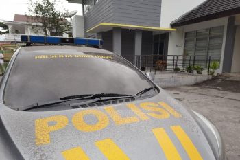 Bukittinggi kembali terpapar abu vulkanik erupsi Gunung Marapi