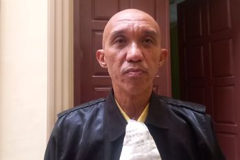Kurir puluhan kilogram sabu jaringan internasional jalani sidang dakwaan