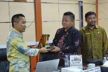 Sekretariat DPRD Mahulu belajar ke Sekwan Paser