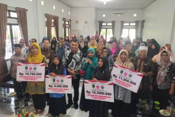 Pemkab Natuna beri bantuan dana transportasi kepada kader posyandu