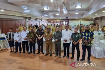 Papua Barat sosialisasikan 17 Perda optimalkan layanan publik