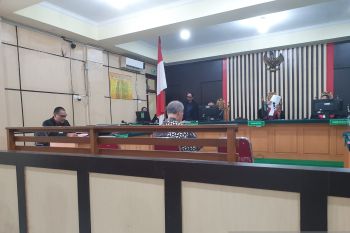 Eks  Dirut Bank Jambi dituntut 12 tahun kurungan penjara