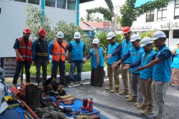 Jelang Natal dan Tahun Baru, 1.359 personil PLN siaga amankan listrik Sumbar