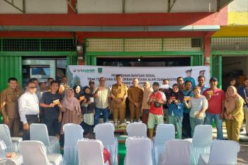 Pemkab Natuna berikan bantuan kepada korban cuaca ekstrem