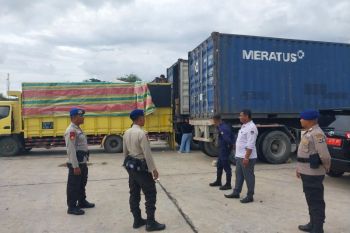 Polairud Polda NTT kawal distribusi logistik pemilu ke pulau terluar