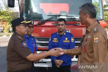 Mobil hibah DKI Jakarta perkuat Damkar Pariaman