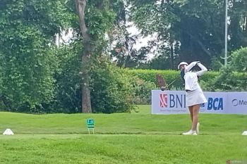 Elaine pertahankan puncak klasemen sementara IJGC