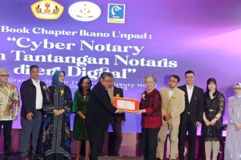 Buku kenotariatan siber Ikano Unpad sumbangsih kepada ilmu pengetahuan