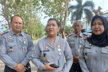 Enam narapidana Lapas Perempuan dapat remisi Natal