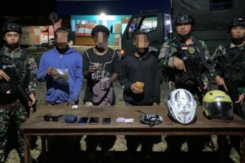 Yonif 122/TS gagalkan penyelundupan ganja di Kabupaten Keerom Papua