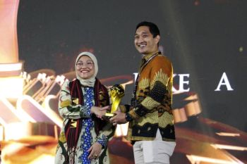 ANTARA menerima penghargaan dari Kemnaker dukung perlindungan PMI
