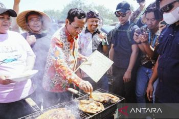 Cawapres Mahfud Md mengingatkan kesejahteraan nelayan perlu diperhatikan