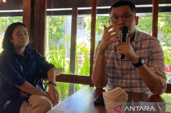 Awas, duduk lama tanpa diimbangi gerakan berpotensi terkena saraf terjepit