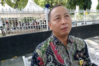 Disperkim Mataram pasang PJU rusunawa Bintaro gunakan tenaga surya