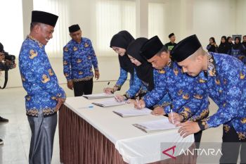 Kakanwil Kemenag : Jadilah ASN yang Smart dan moderat