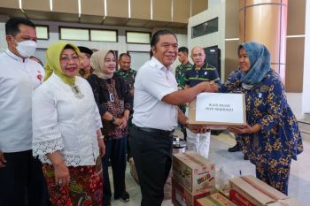 Pemeritah Banten menggulirkan bansos Rp2,2 triiliun pada lima aspek