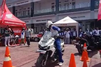 Tips berkendara Honda  "#Cari_Aman" saat libur Natal dan Tahun Baru 2024