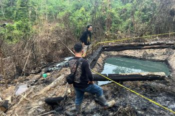 Tim Gabungan TNI-Polri di Jambi tertibkan sumur minyak ilegal