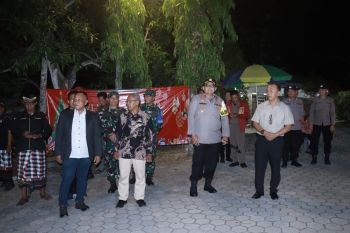 Ratusan anggota kepolisian jaga 78 gereja di Lampung Selatan