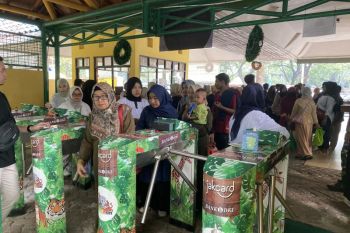 Jumlah pengunjung kebun binatang Ragunan capai 29 ribu