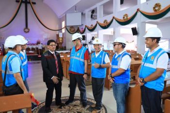 GM PLN UID RKR tinjau kesiapan pasokan listrik gereja di Pekanbaru