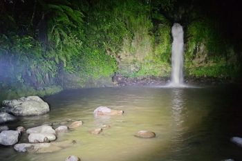Tim SAR Mataram lakukan pencarian korban tenggelam di Air Terjun Sendalem