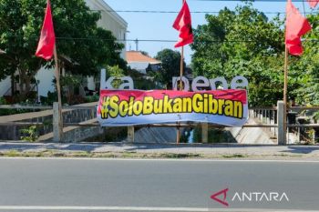Gibran tak permasalahkan munculnya spanduk penolakan di Surakarta