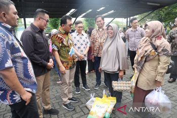 PalmCo Regional 3 dukung program pengendalian inflasi pemerintah melalui pasar murah