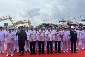 Menteri KP resmikan dua kapal pengawas kelautan di Batam