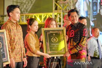 Pemkot Makassar menaikkan insentif RT/RW 2024 seiring peningkatan PAD