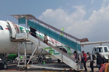 Pergerakan pesawat di Bandara Hasanuddin Makassar H+6 Natal turun 20 persen