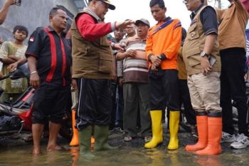 Desa Kualu terendam banjir, Gubri Edy Nasution gerak cepat beri bantuan