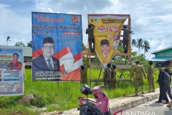 Bawaslu Natuna copoti APK yang melangar aturan kampanye