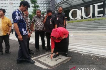 Penutup saluran air di Semarang banyak dicuri
