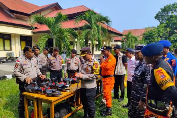 Kapolres Mabar cek kesiapan peralatan SAR antisipasi bencana
