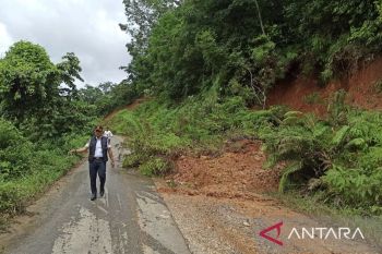 Longsor di Kuansing telah diatasi