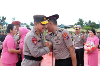 Kapolda Kaltara pimpin upacara kenaikan pangkat 243 personel