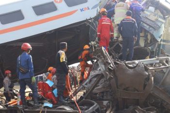Satu pramugara meninggal akibat kecelakaan kereta di Bandung
