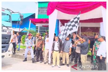 KPU distribusikan 20 kontainer surat suara ke 12 kabupaten/kota di Riau