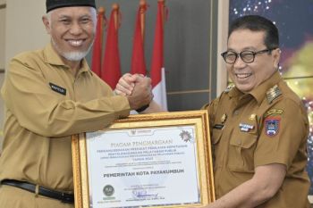 Payakumbuh raih penghargaan predikat penilaian kepatuhan penyelenggaraan pelayanan publik