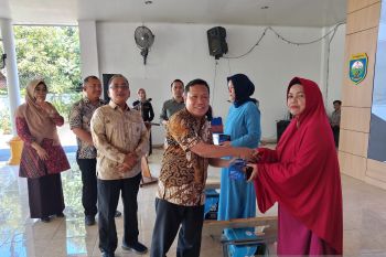 UMKM di Ogan Komering Ulu peroleh  bantuan mesin jahit