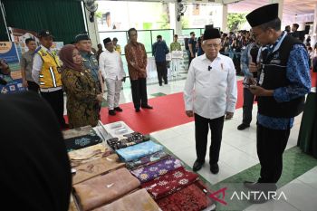 Wapres  Ma'ruf Amin sambut baik peluang kerja sama sertifikasi halal RI-Vietnam