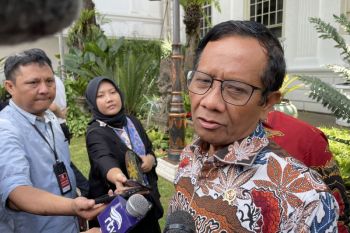 Mahfud bilang data alutsista bukan rahasia negara