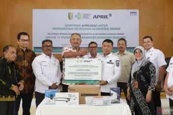 PT RAPP salurkan bantuan alat kesehatan di Kuansing