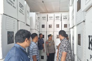 Kapolres cek gudang logistik KPU Jeneponto