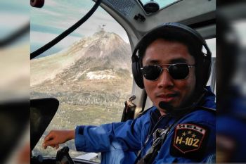 Kompol Ary Ernawan, Kapten pilot pengejar "kapal hantu" pembawa miras