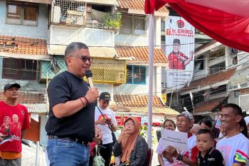 Sekjen PDIP: Banyak intimidasi, Ganjar rajin kampanye di Jateng-Jatim