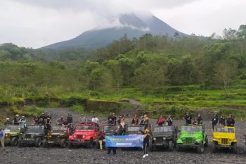 Dispar Sleman apresiasi pengelola jip wisata Merapi tingkatkan kualitas layanan