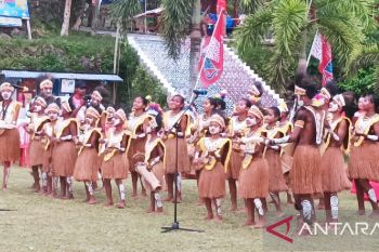 Pemkab Biak ajak siswa sekolah promosikan destinasi wisata di media sosial