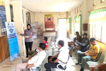 Polisi gencarkan sosialisasi aplikasi Signal di Labuan Bajo